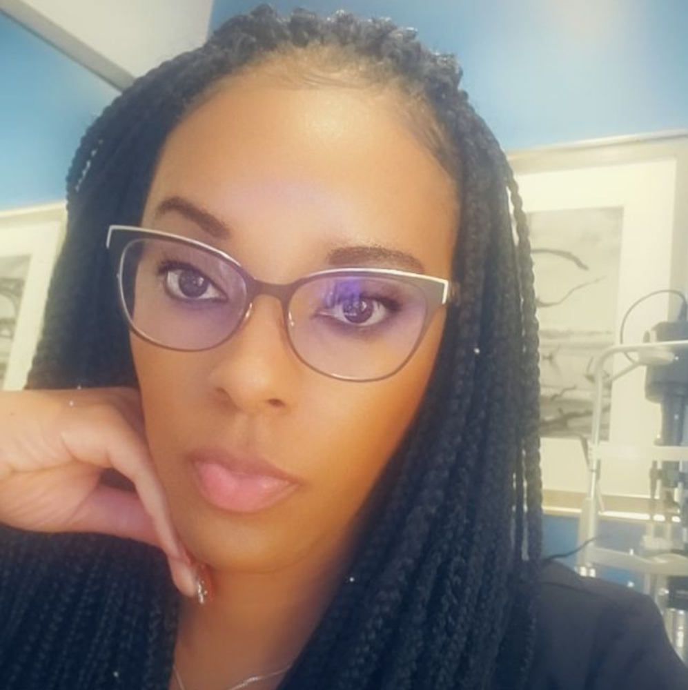 Meet your Posher, Tanisha